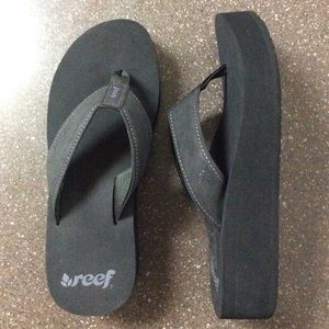 Reef sandal flip flops. Size 7.  NWOT